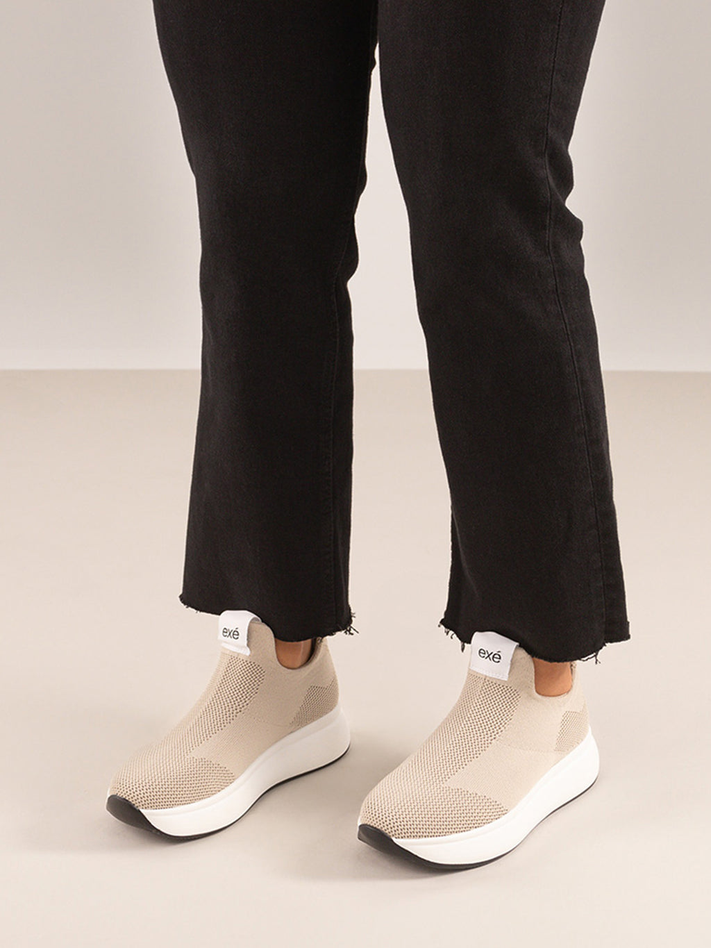 2023-42EX126 TEXTIL BEIGE