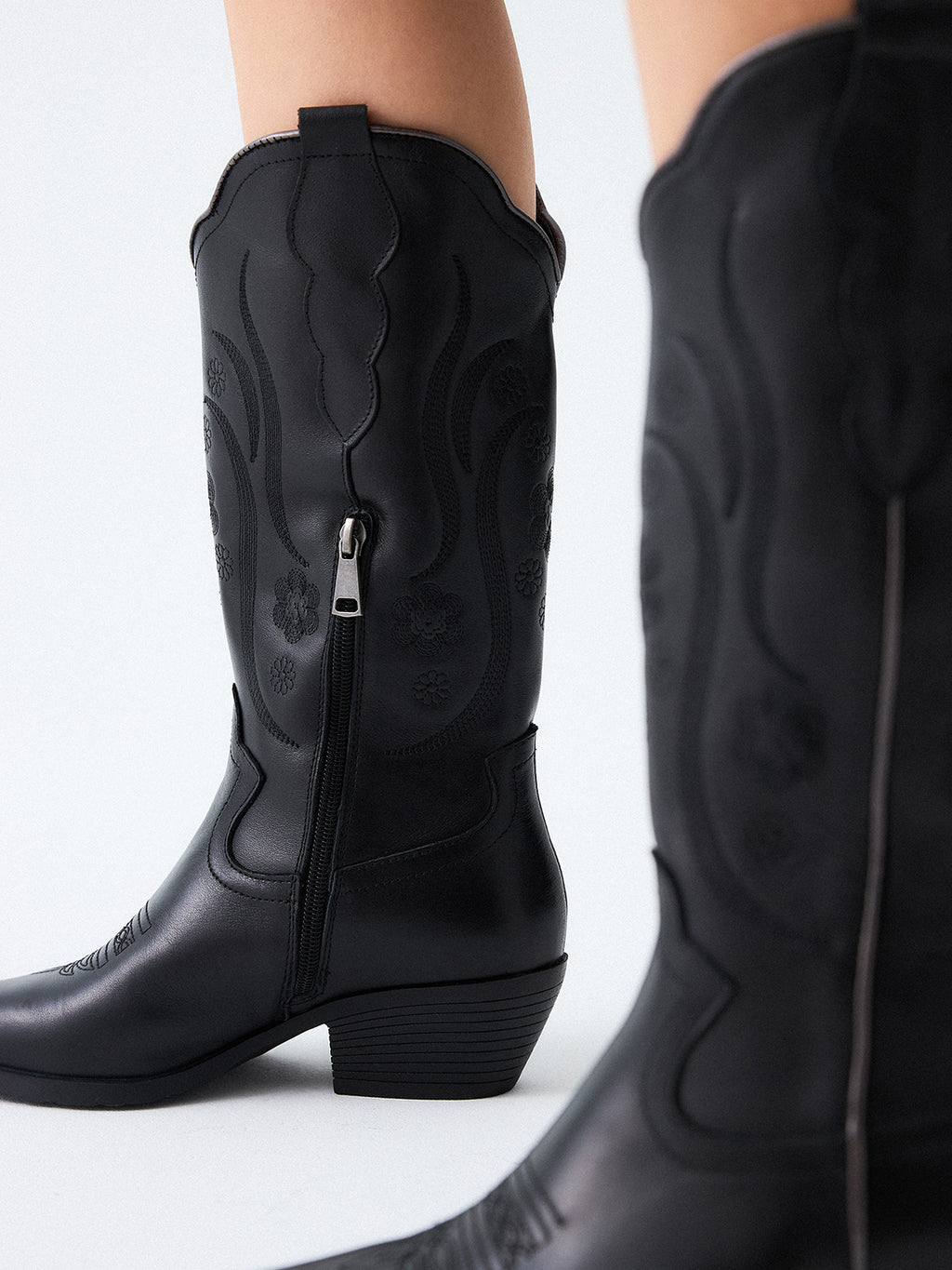 2619-05T LEATHER BLACK