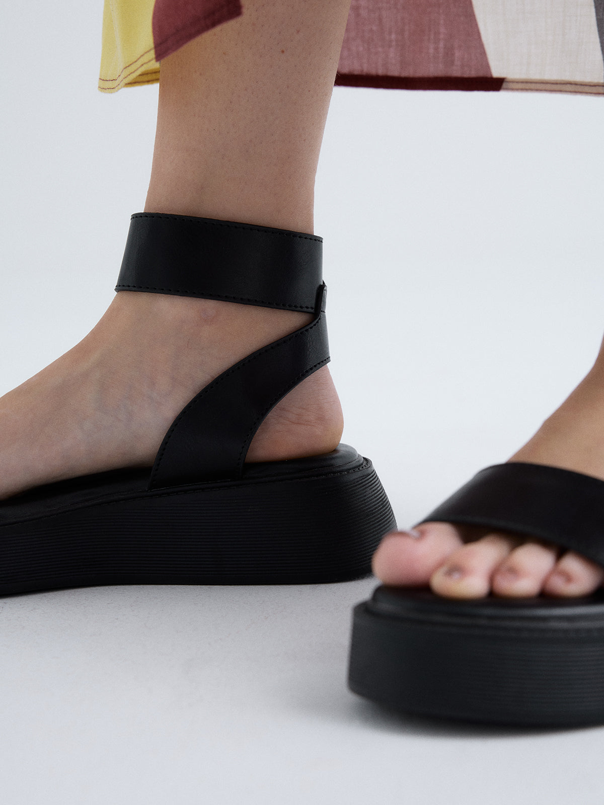 2777235 LEATHER BLACK