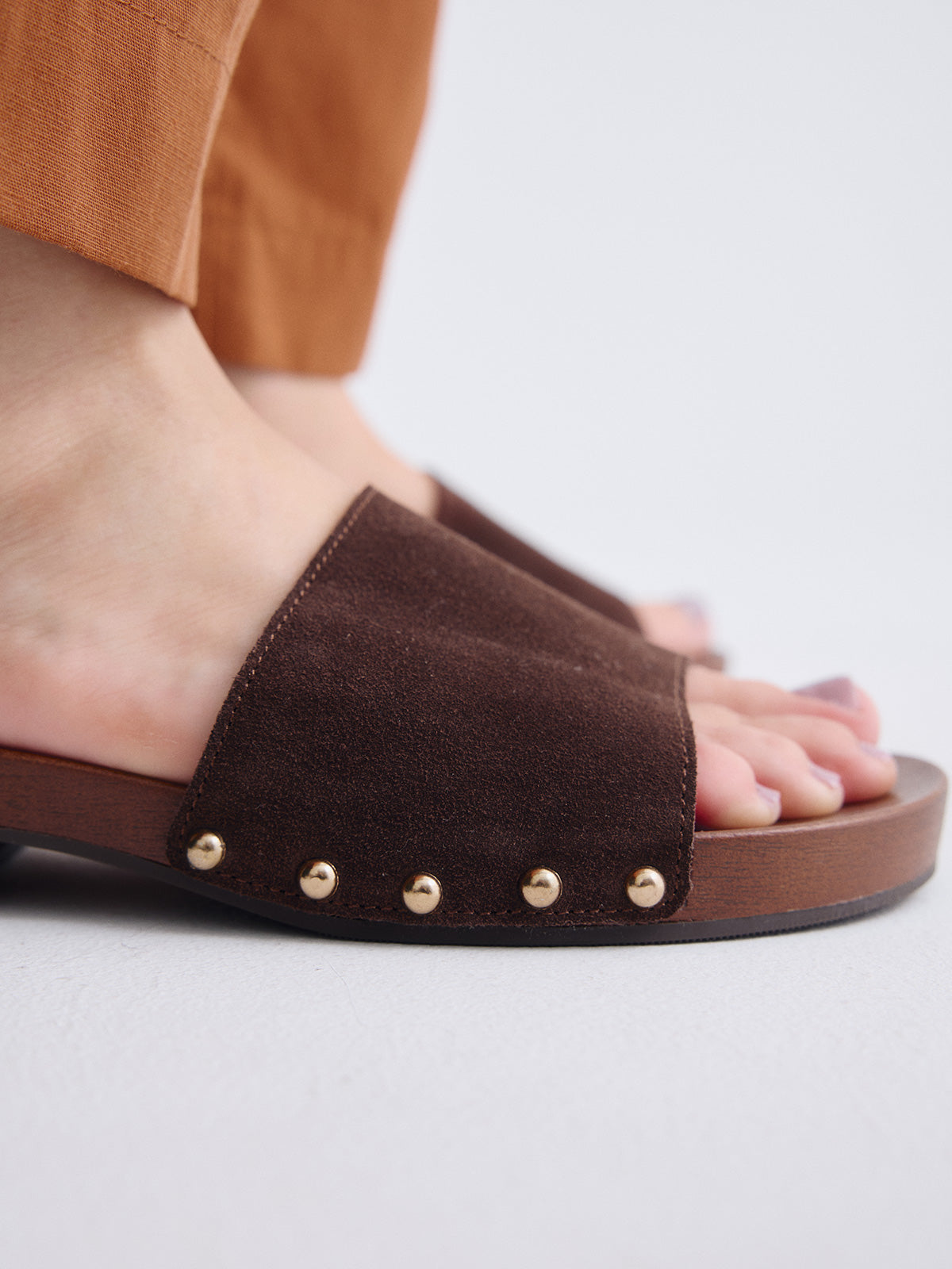 320-1 LEATHER BROWN