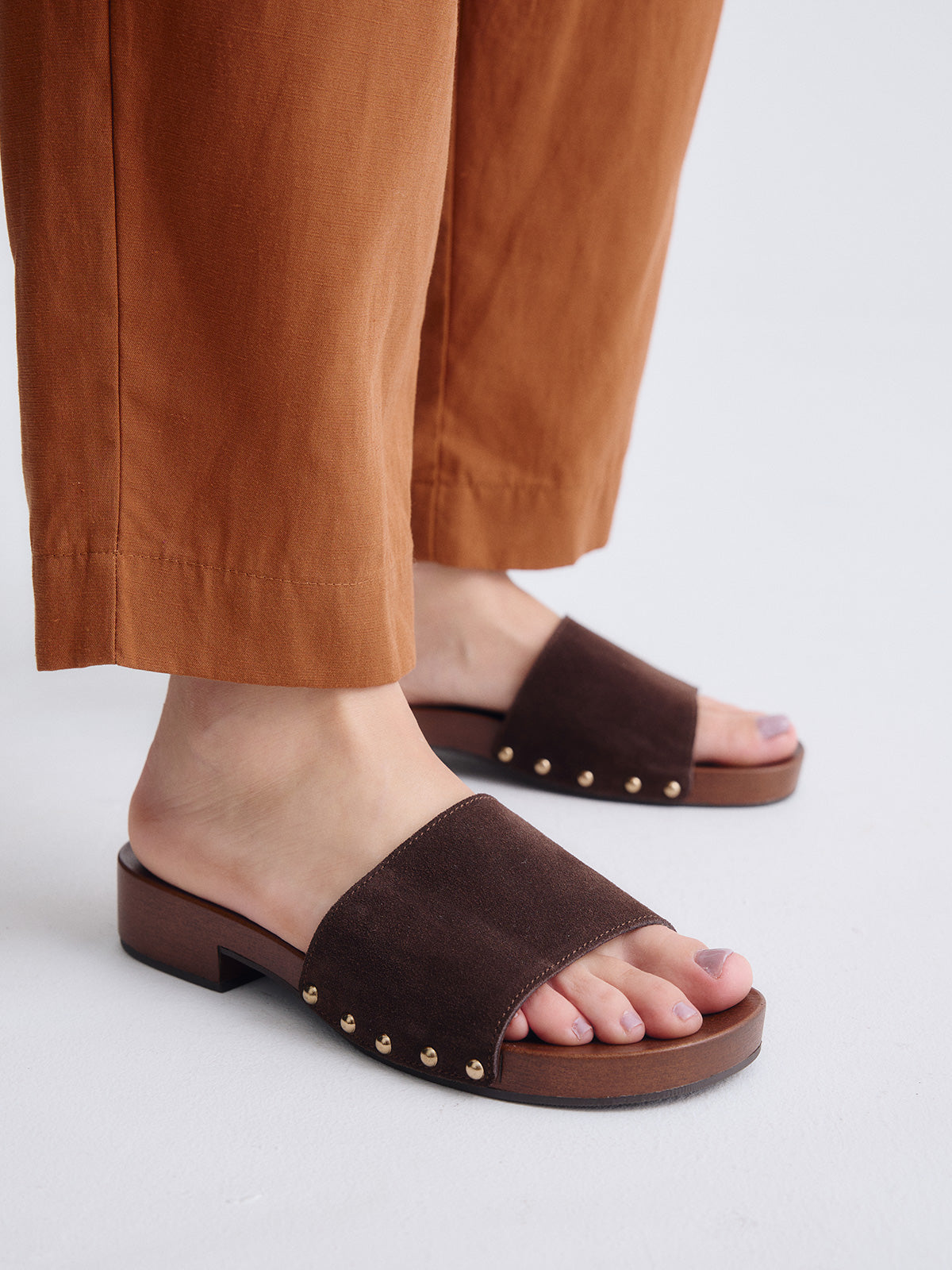 320-1 LEATHER BROWN