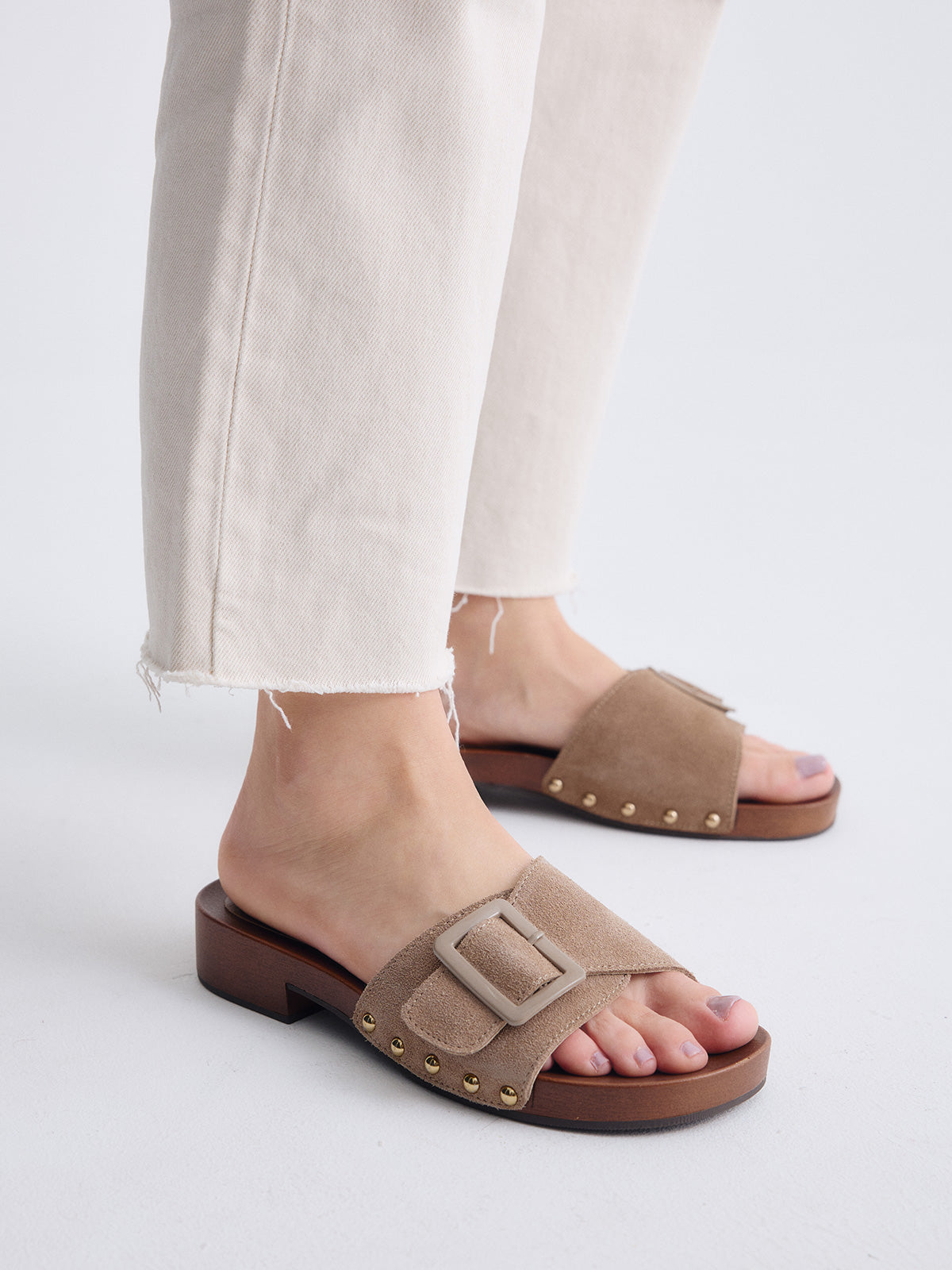 320-2 LEATHER TAUPE