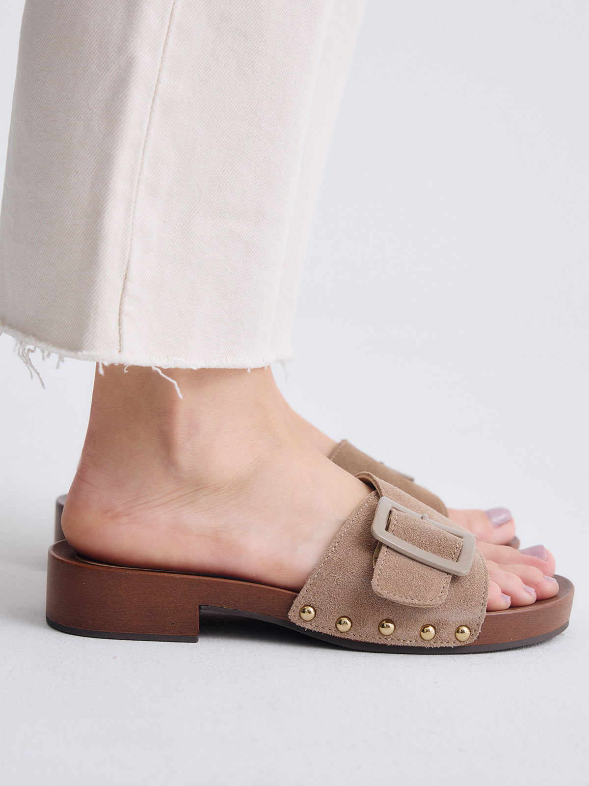 320-2 LEATHER TAUPE