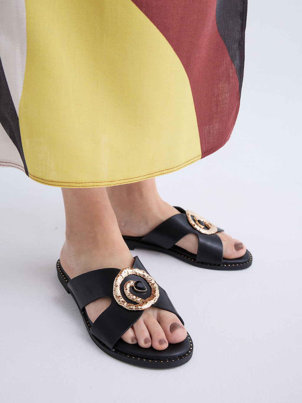 6165668 PU BLACK