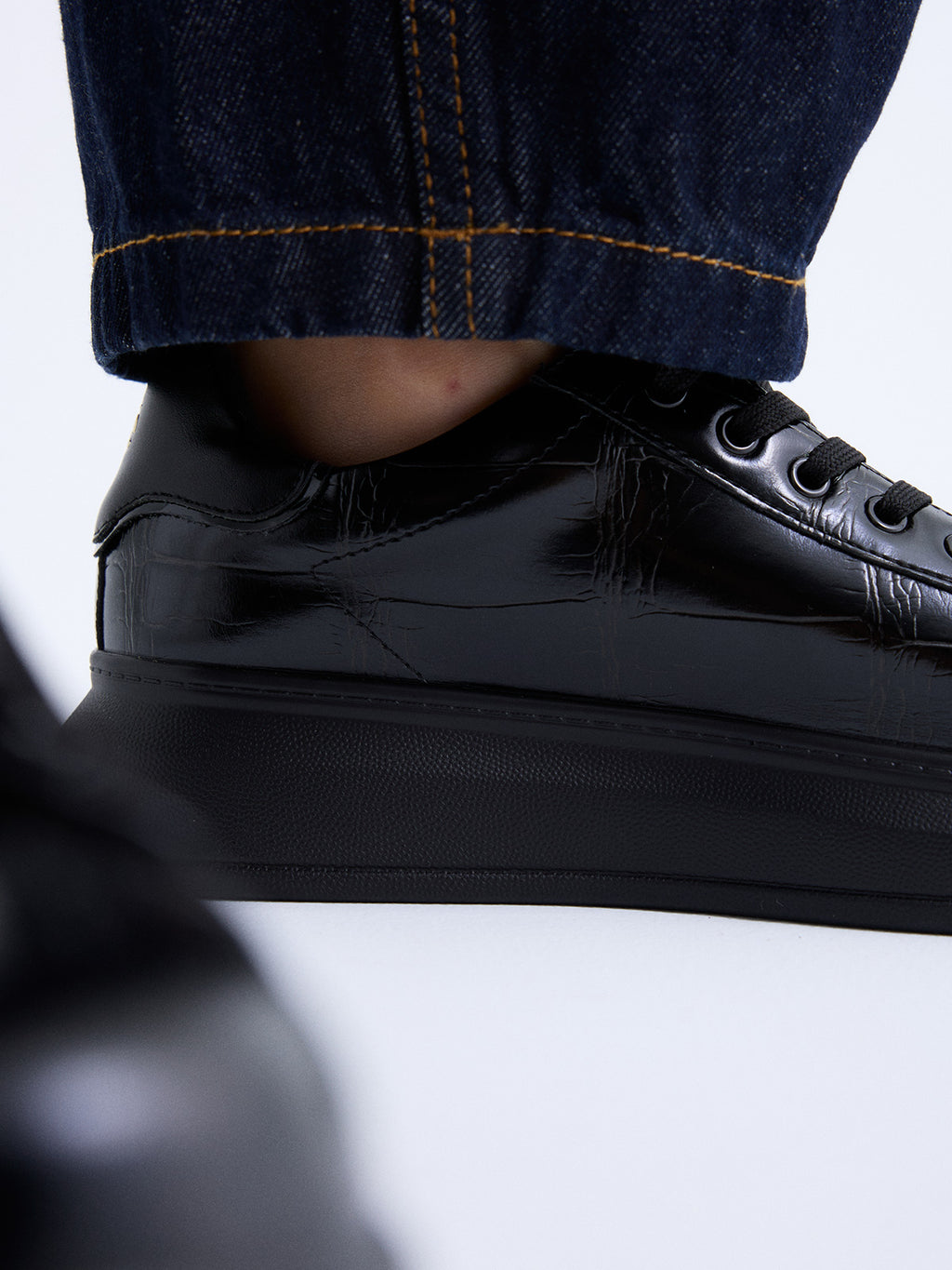 66-22WEX166 CROCO BLACK