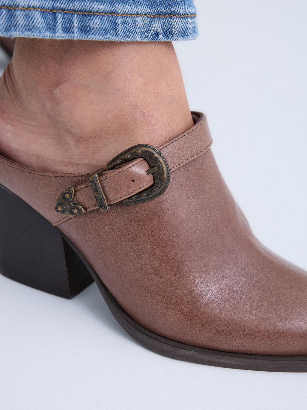 717 INDIANA LEATHER BROWN