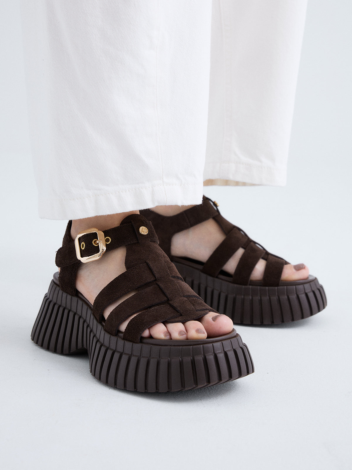 842 MAGGIE SUEDE BROWN