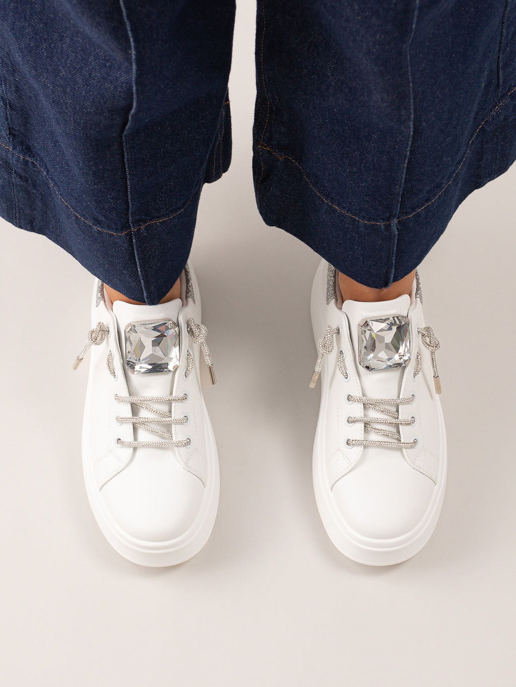 88-42EX117 PU WHITE SILV