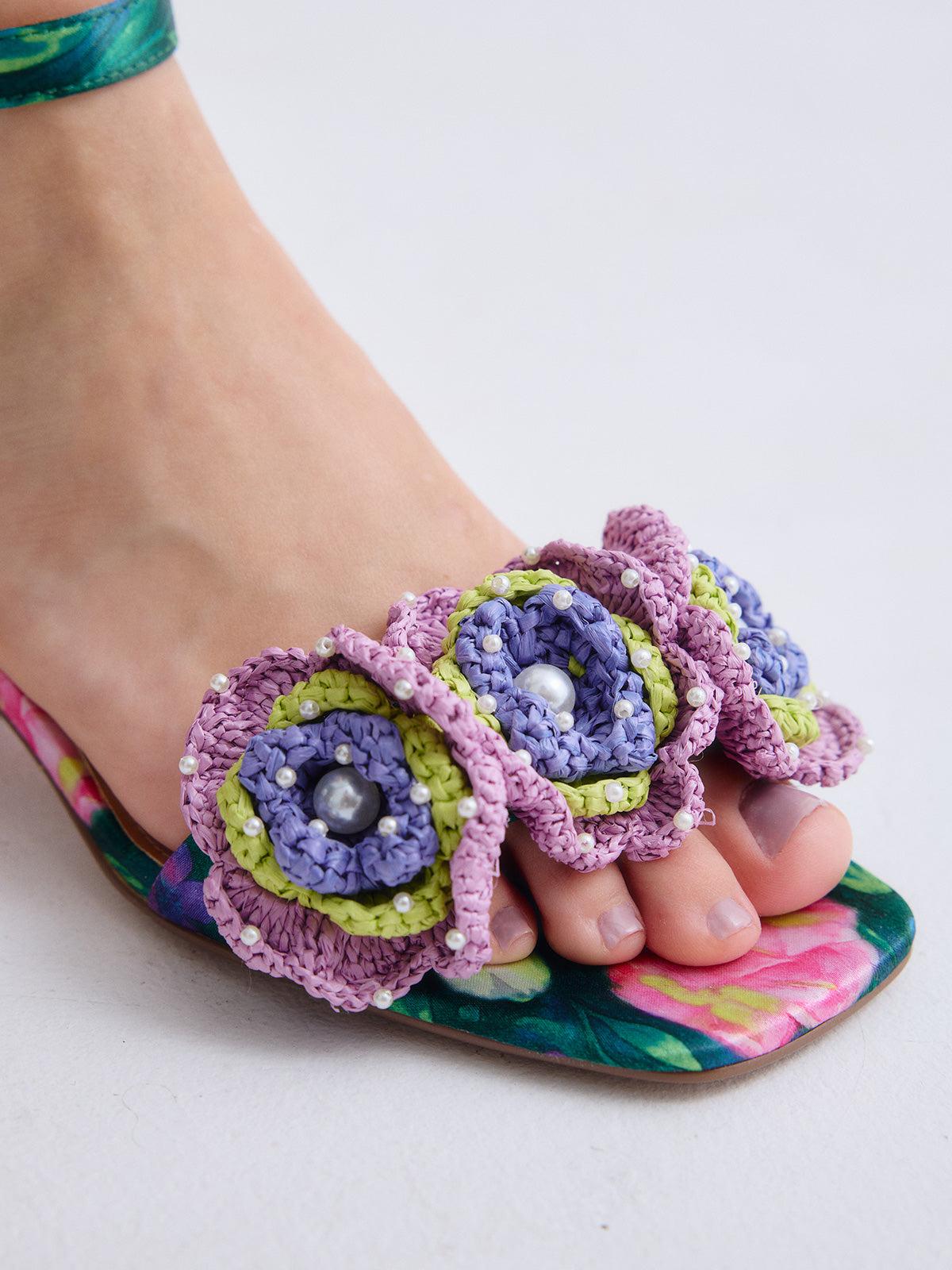 CAPRI-400 FLOWER GREEN BLK