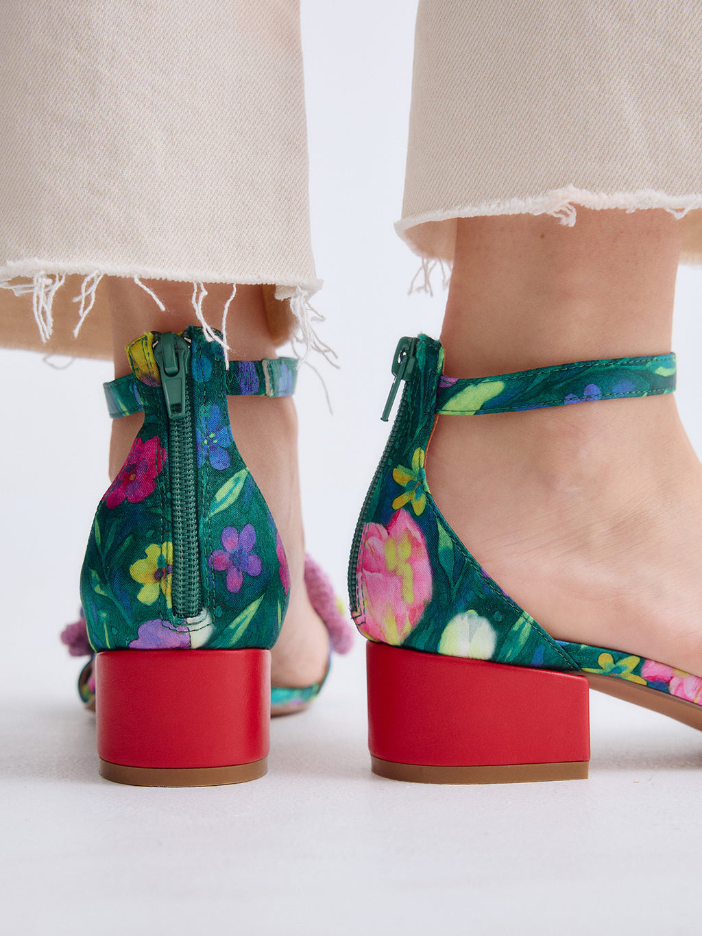 CAPRI-400 FLOWER GREEN BLK