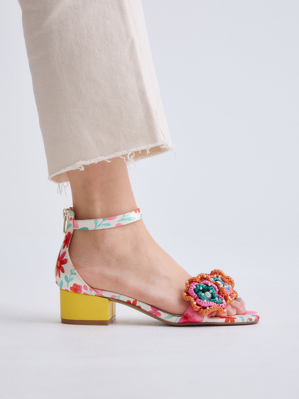 CAPRI-400 FLOWER YELLOW ORG