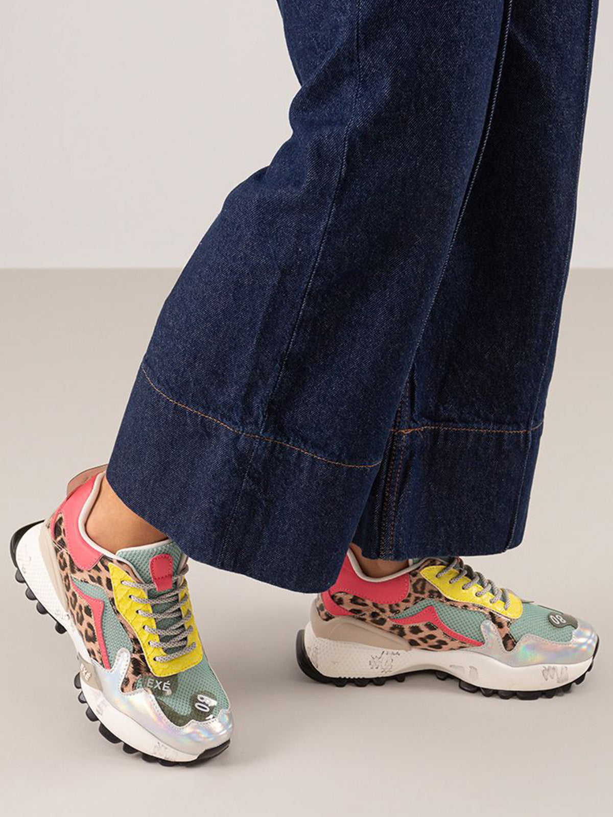 D190608-13 PU BLUE SILVR