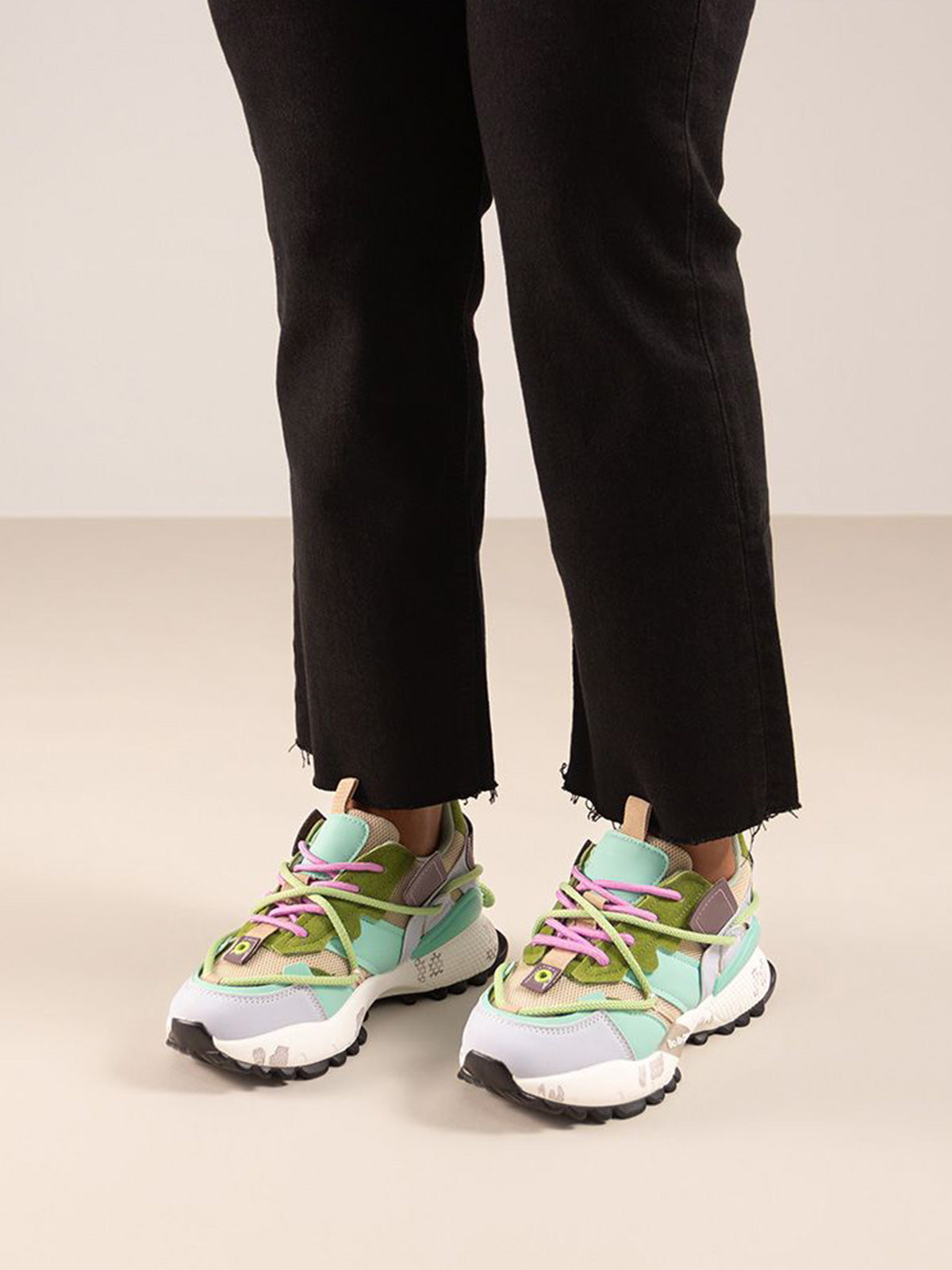 D190608-19 TEXTIL GREEN