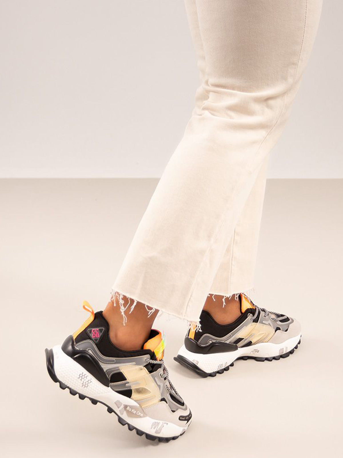 D190608-9 PU BLACK GREY