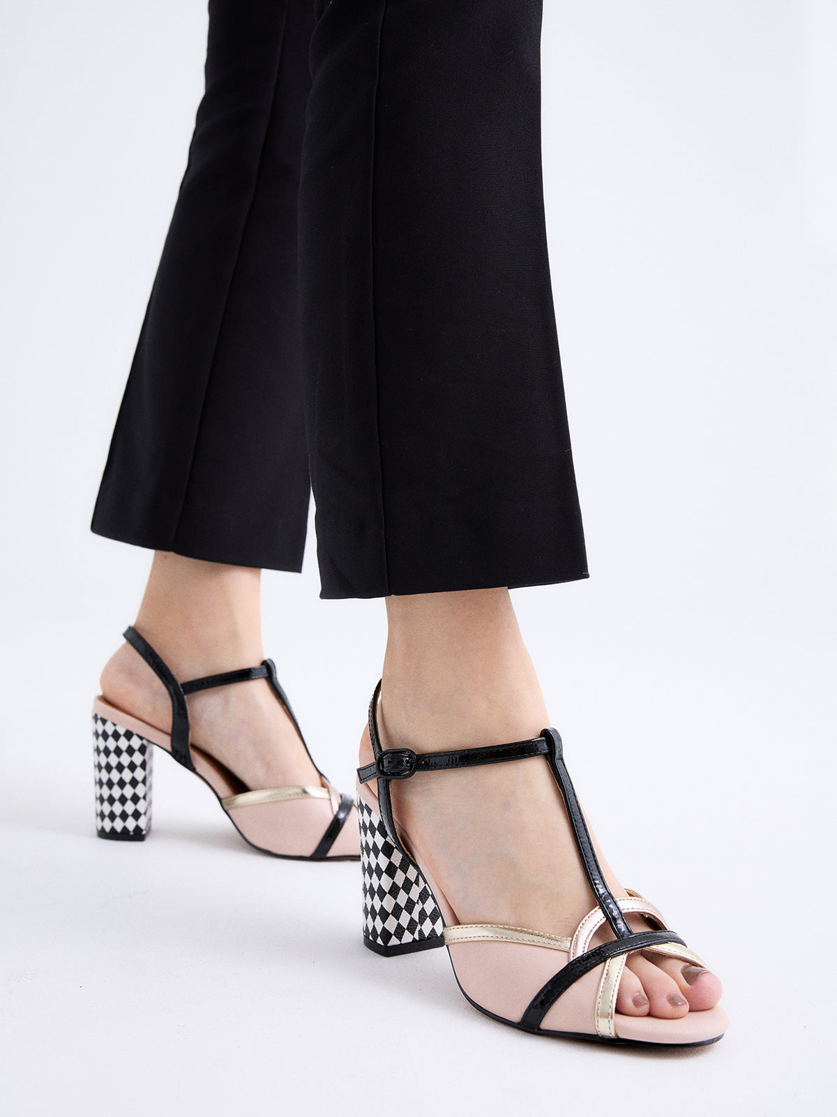 DENISE-500 PU NUDE BLACK
