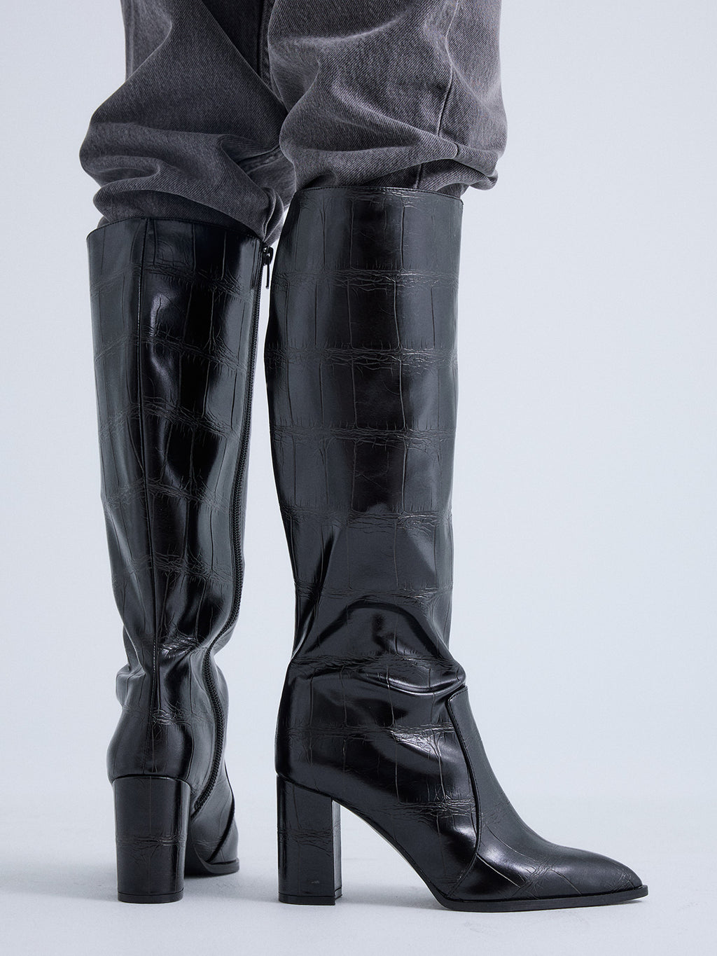 FIEEIPA-444 CROCO BLACK