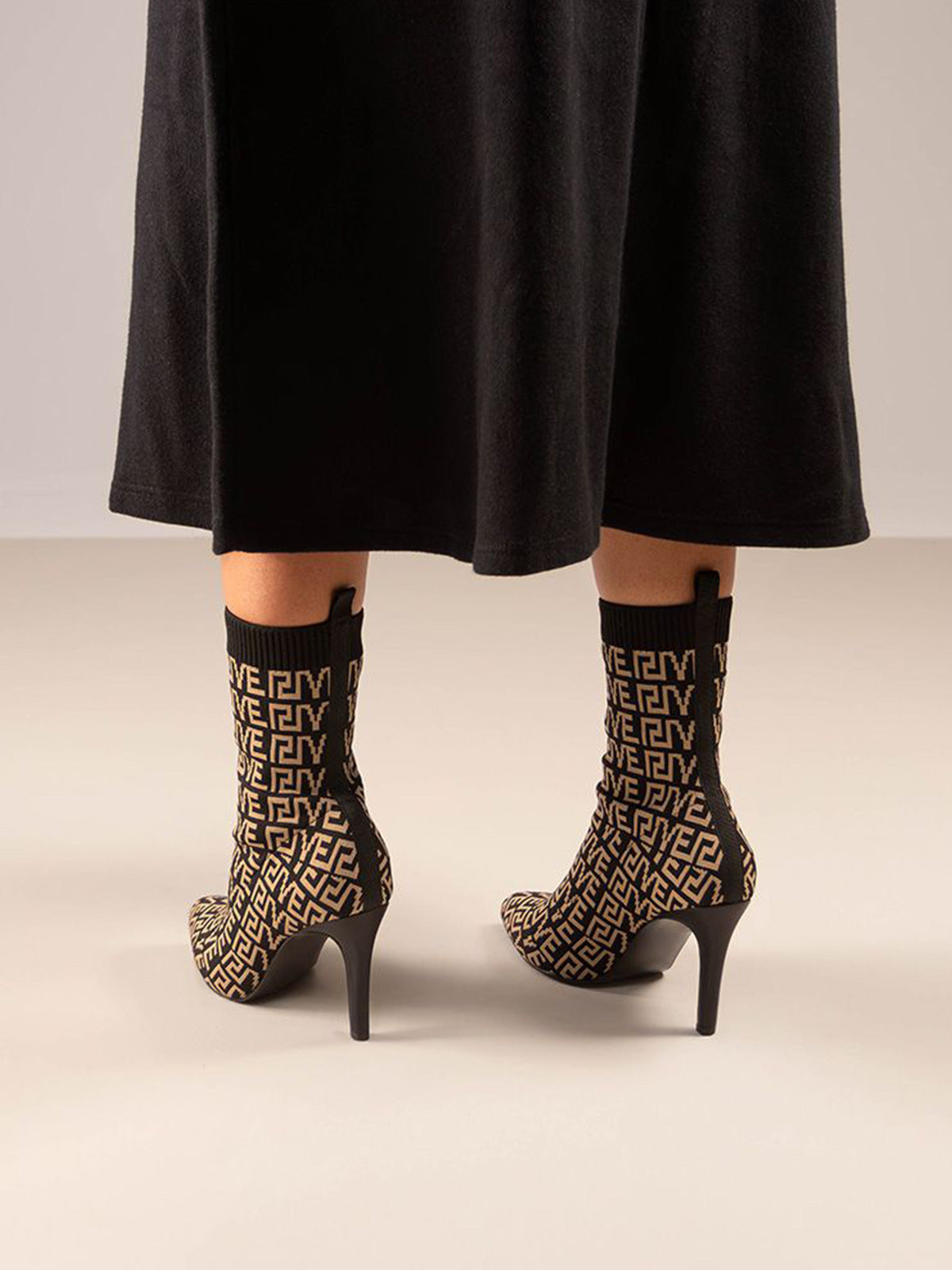 GARDA-521 KNIT BLK-BEIGE