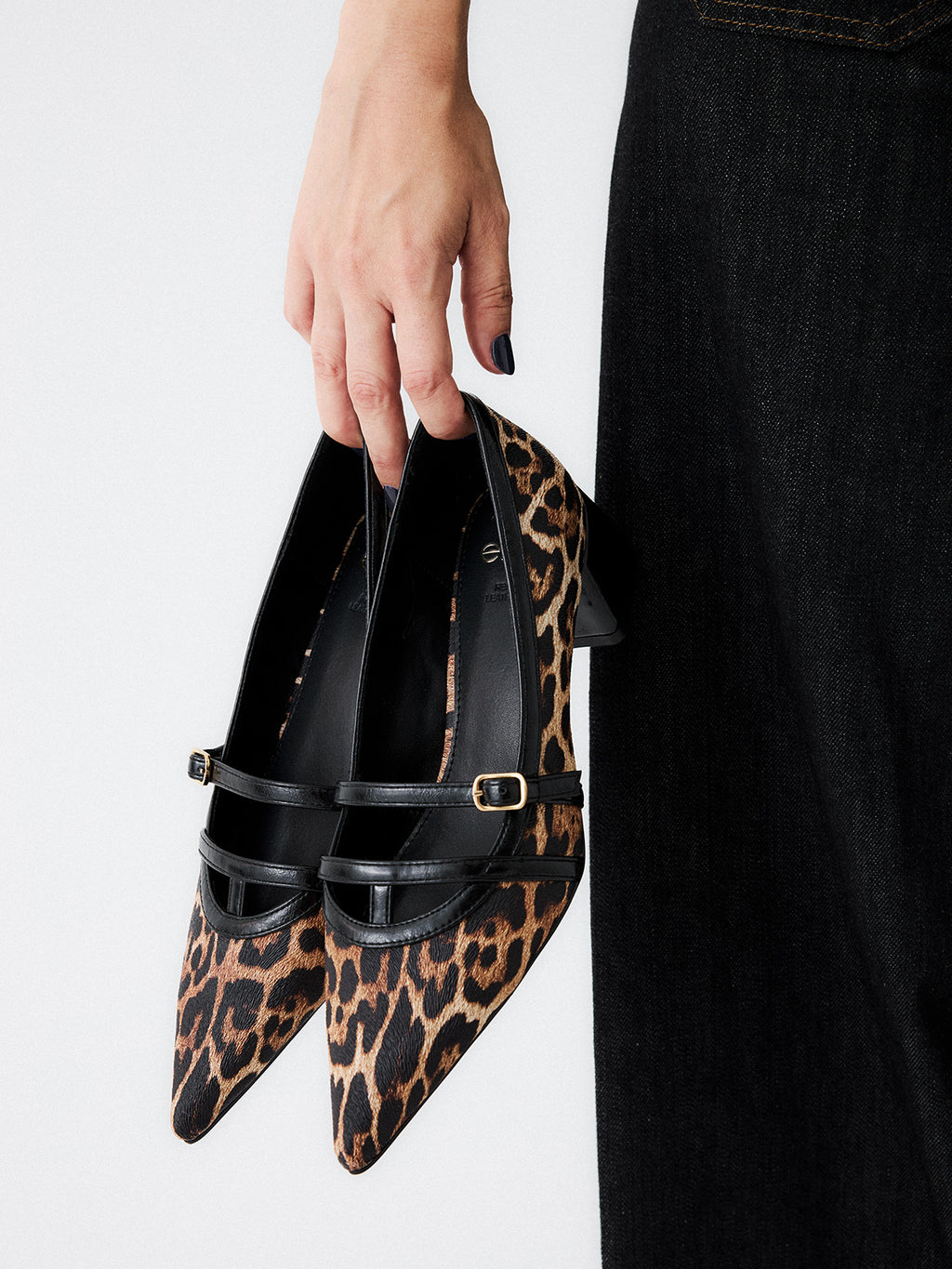 GRACE-611 LEOPARD BLACK