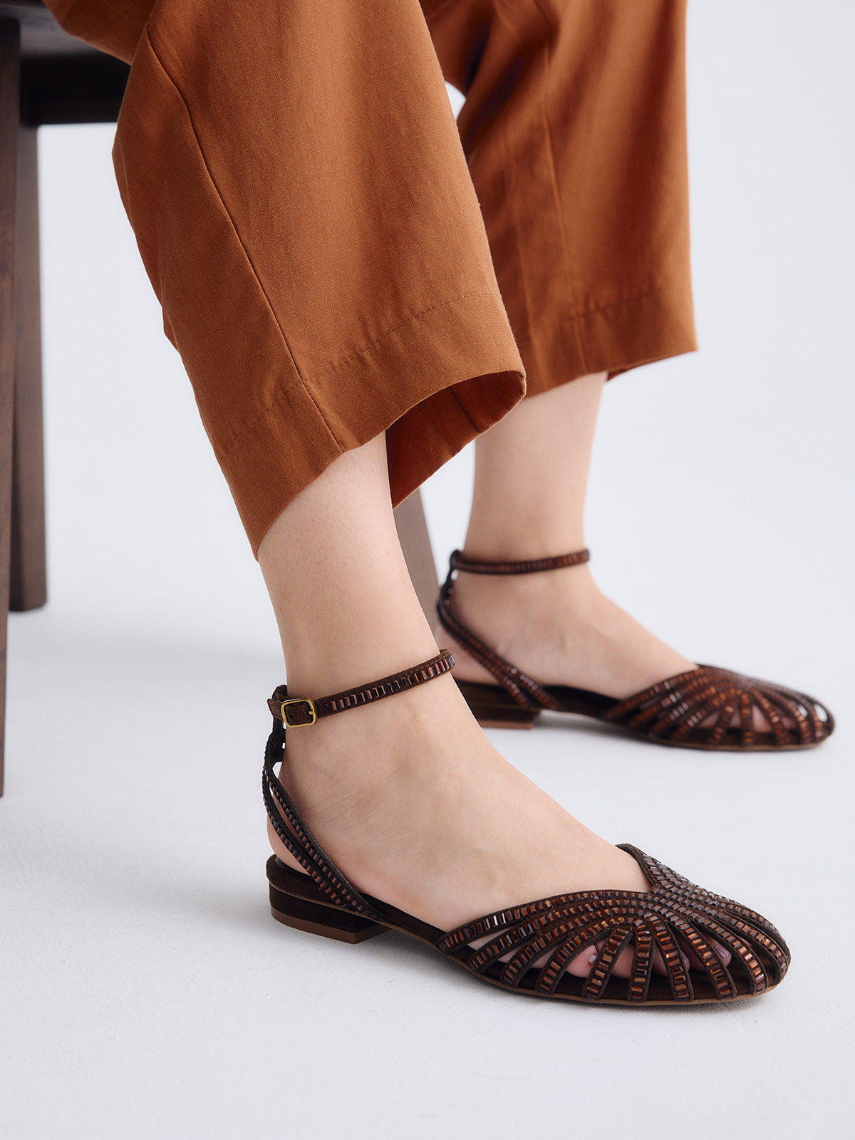 LOLA-307 STRASS BROWN