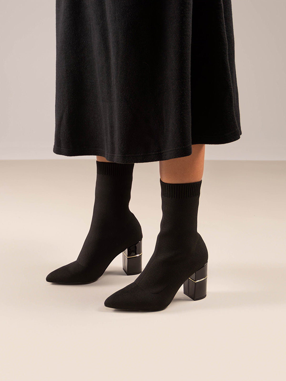 LOREEN-125 KNIT BLACK