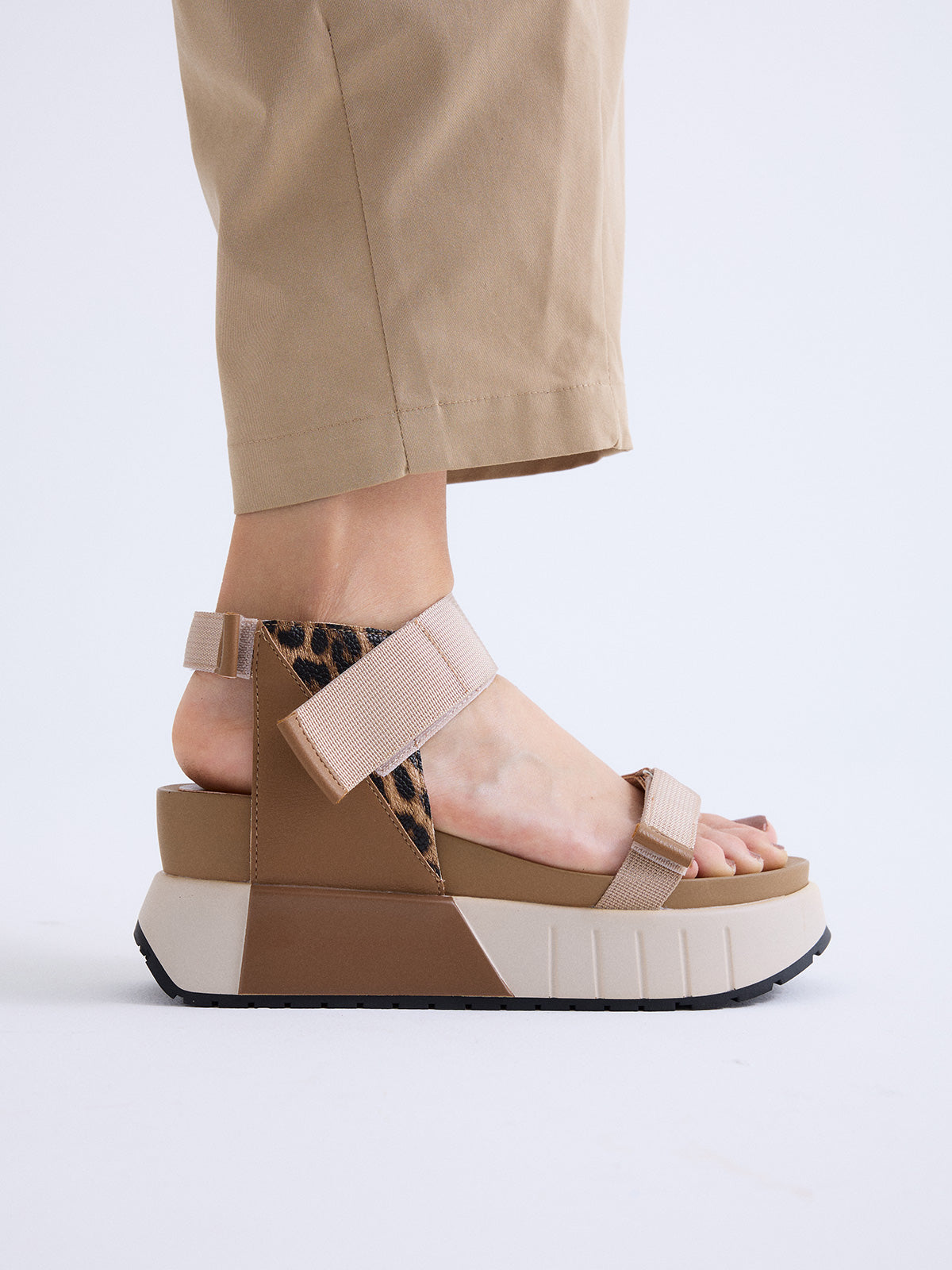 OLIVIA-921 LEOPARD CAMEL