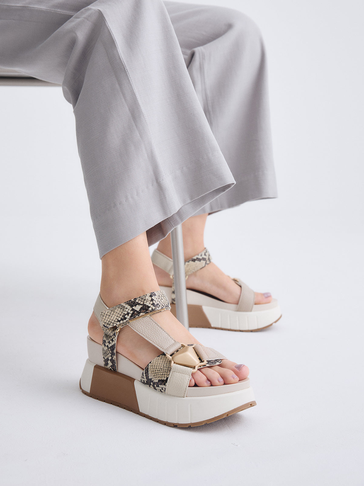 OLIVIA-934 SNAKE ICE