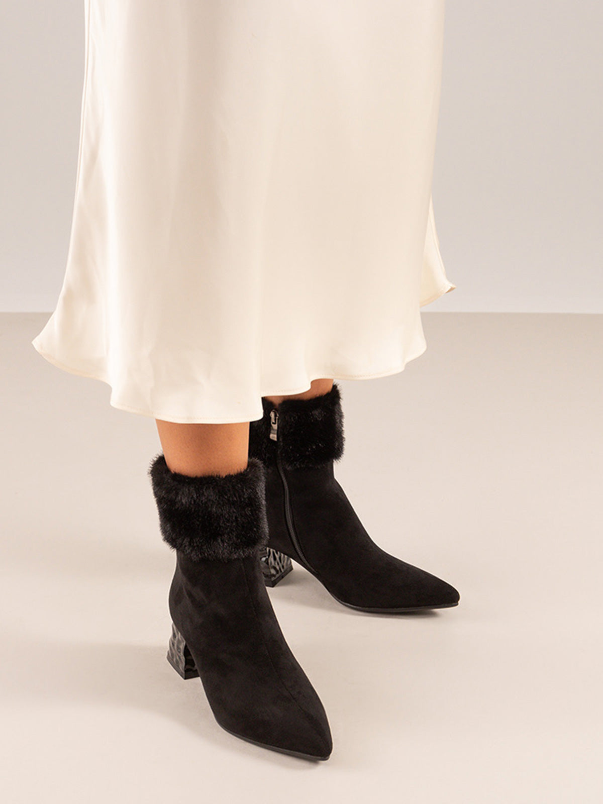 P987-T3377 FABRIC BLACK