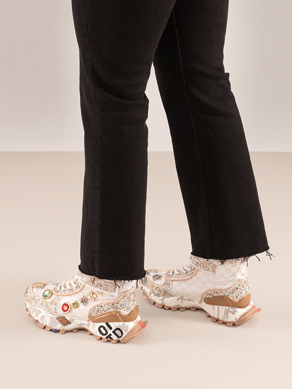 SY24-7 LEATHER BEIGE