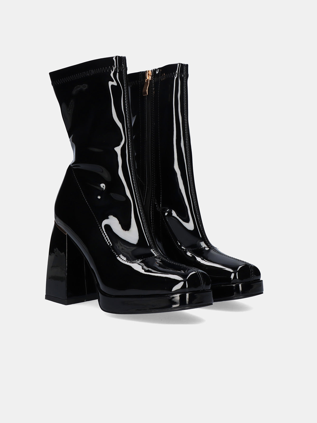 T5387-M3536 PATENT BLACK