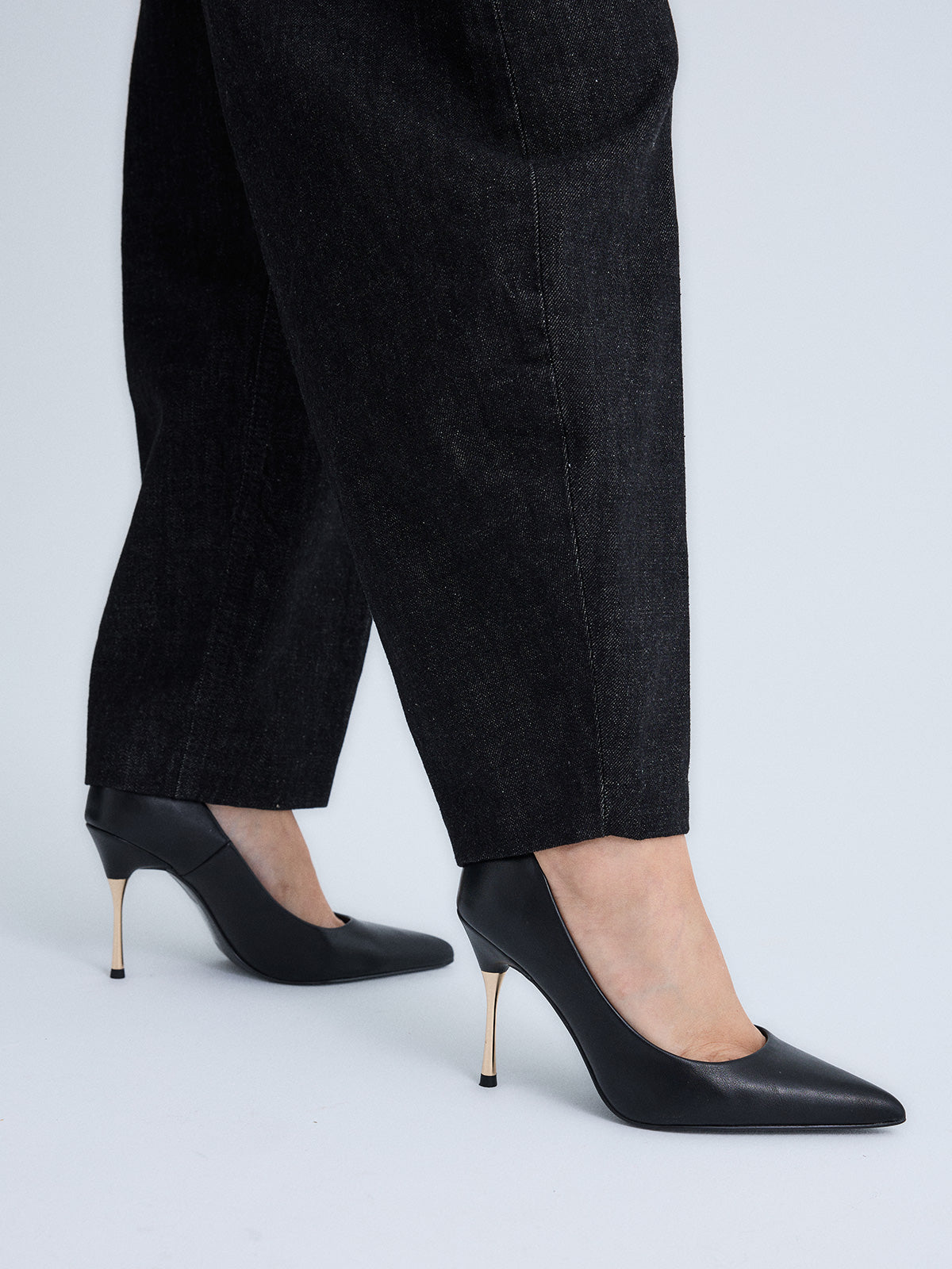 VANESA-105 PU BLACK
