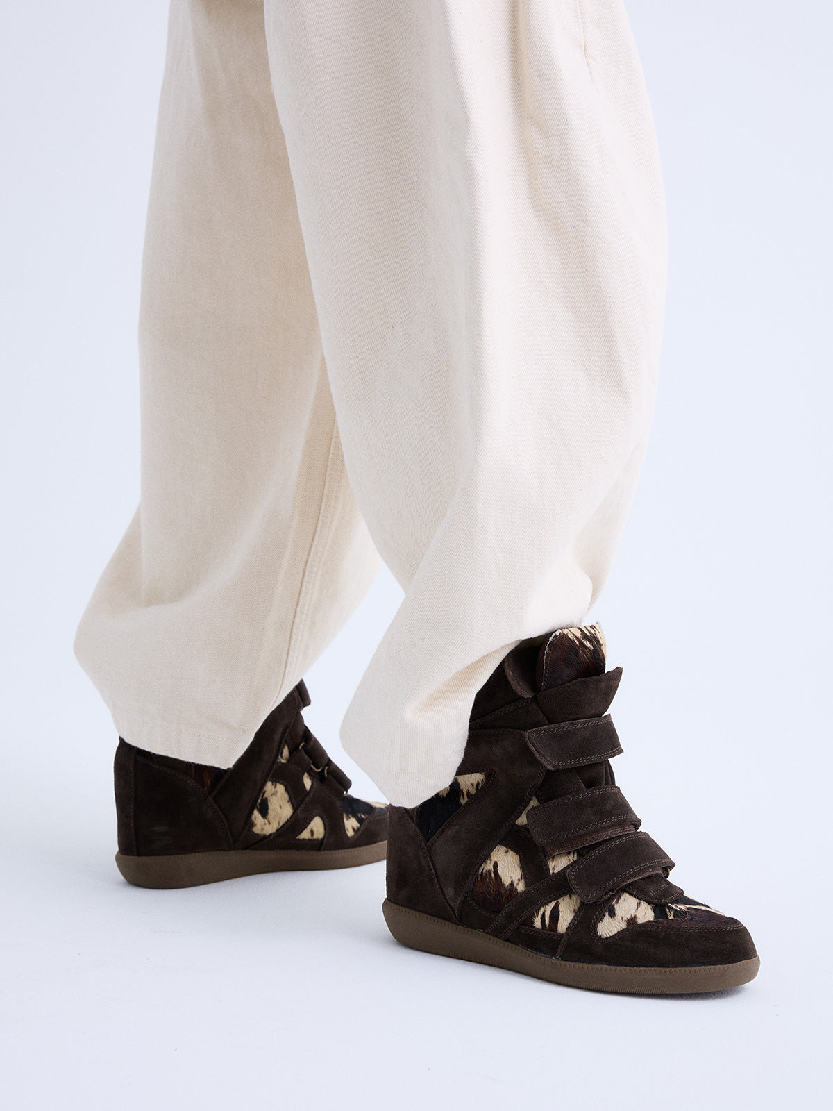 YG993-01RM SUEDE BROWN