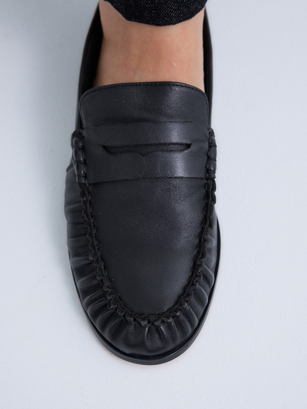 YY250611 LEATHER BLACK