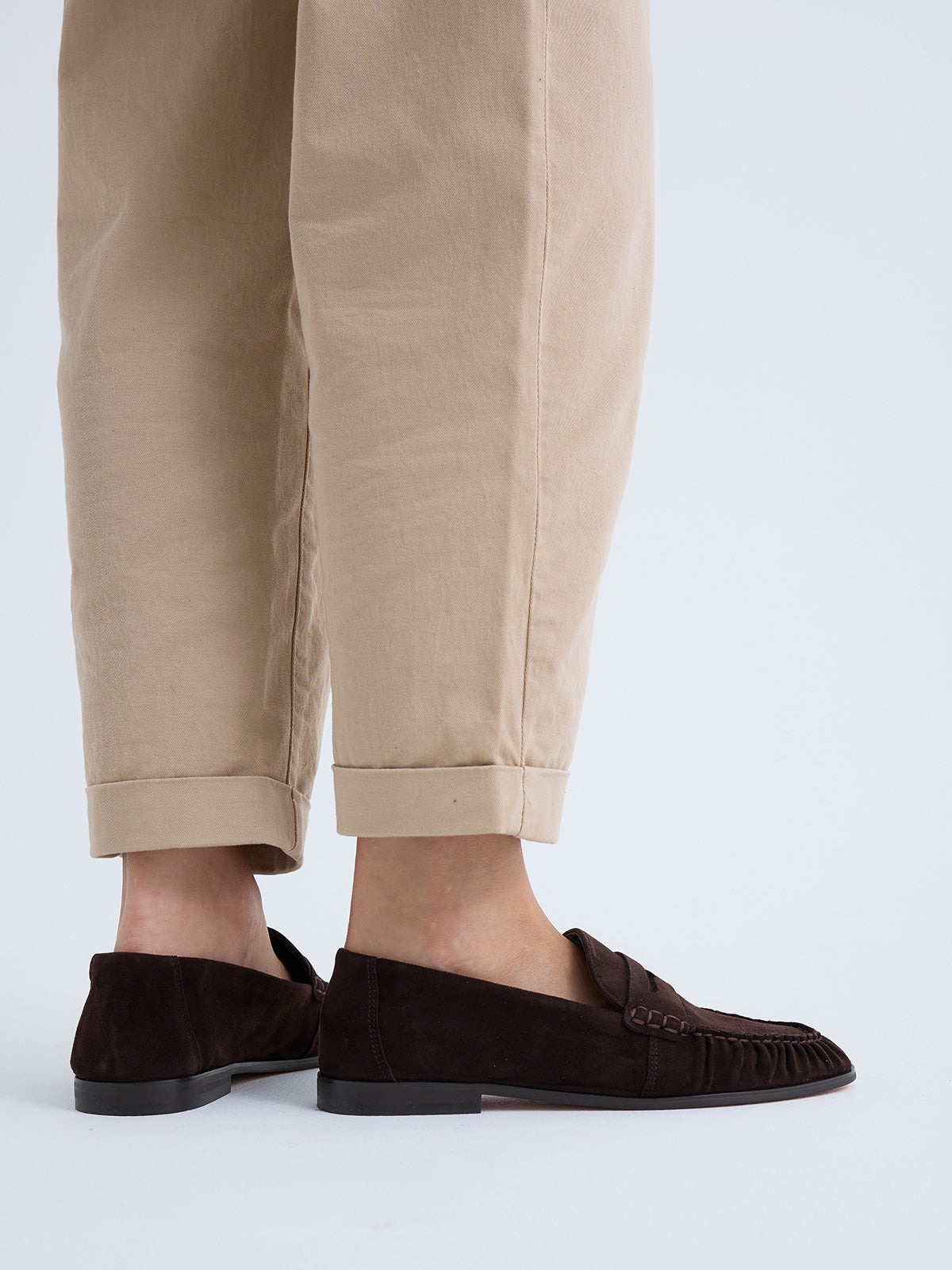 YY250611 SUEDE BROWN