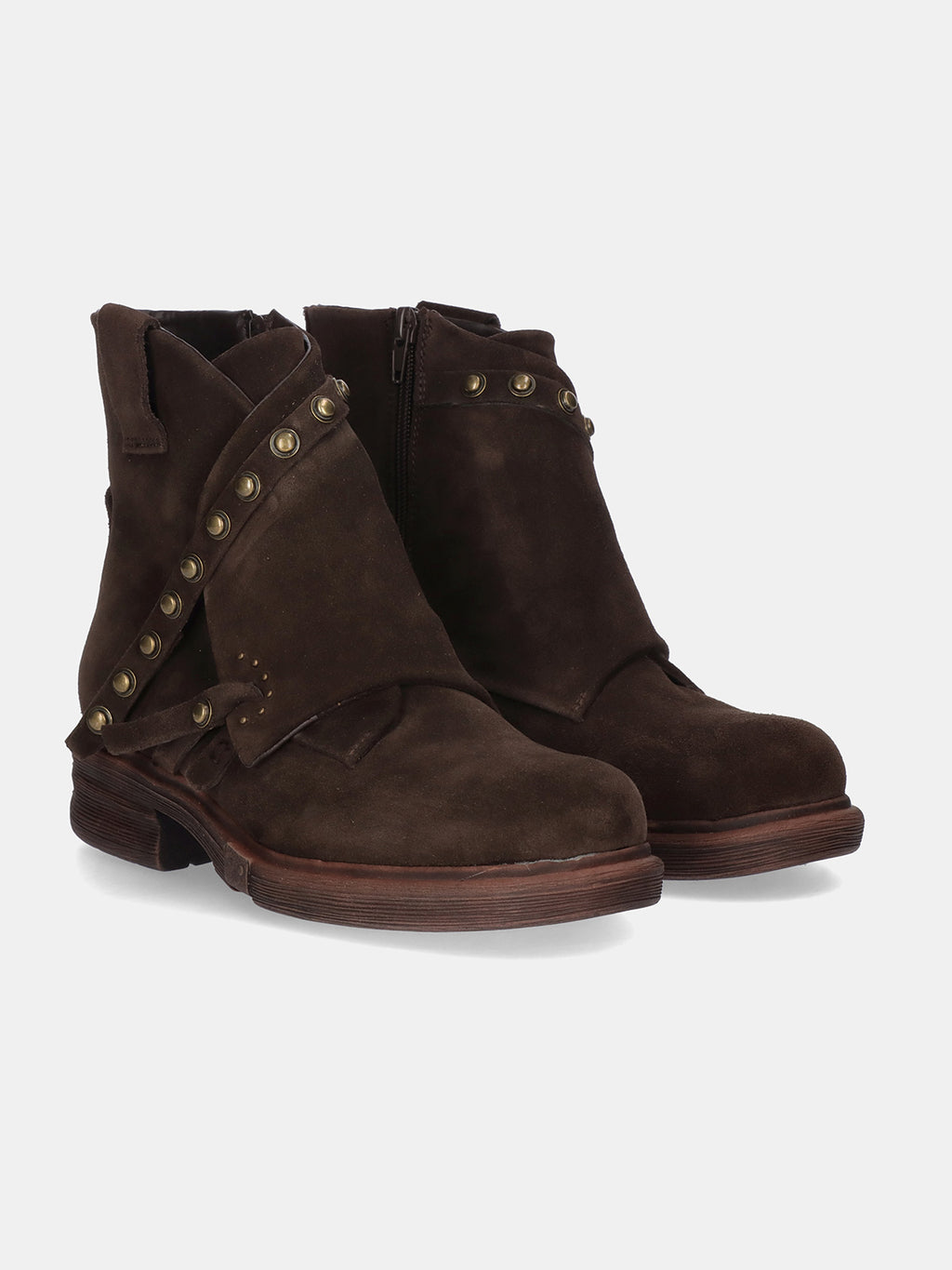 ZQ1700-02R SUEDE BROWN