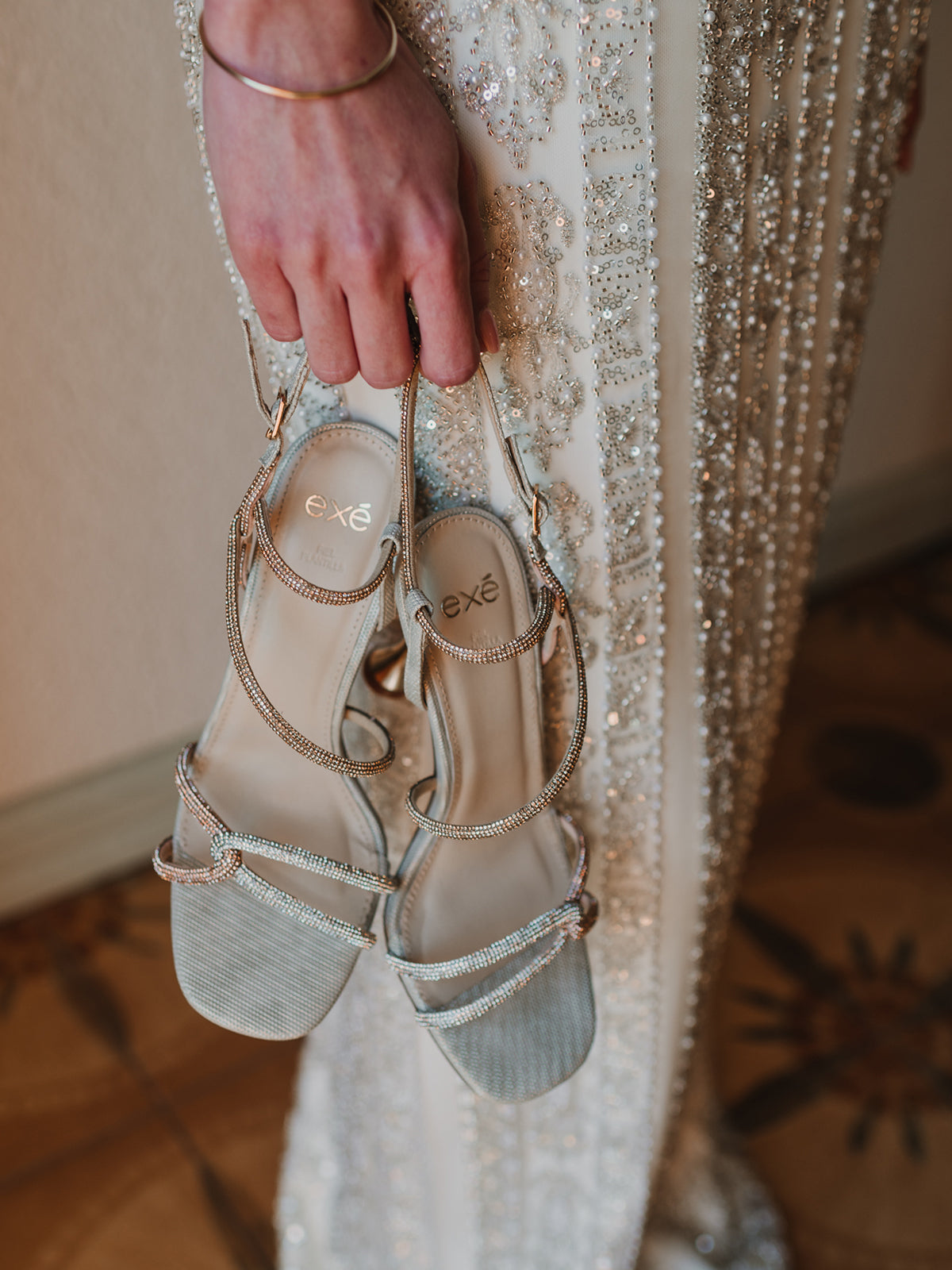 JADE-710 STRASS GOLD SILV