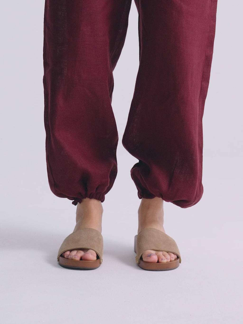 320-1 LEATHER TAUPE
