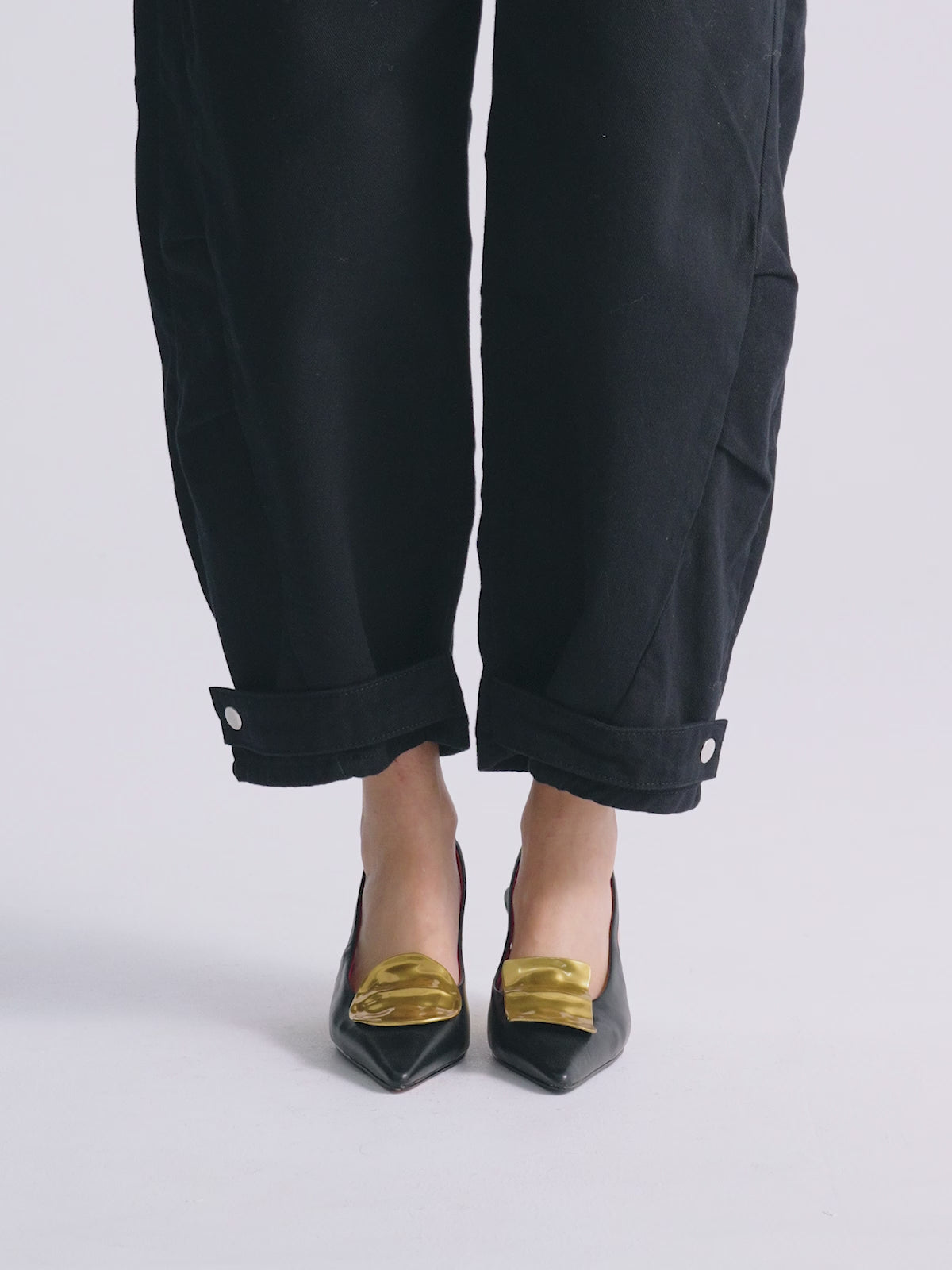 GRETA-300 PU BLACK-GOLD